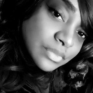 Meet your Posher, Lakeema